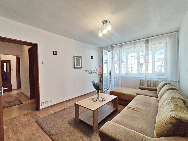 Teiul Doamnei, Sectia 7 Politie, investitie! Mobilat si utilat